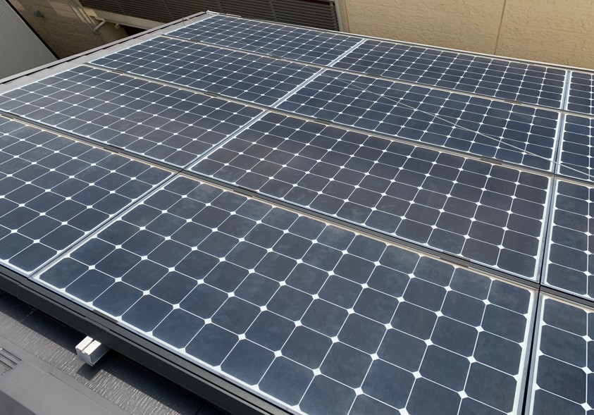 柏市 スレート屋根への太陽光発電4.0kW・蓄電池9.8kWh設置工事｜光熱費削減と防災対策を実現の施工写真