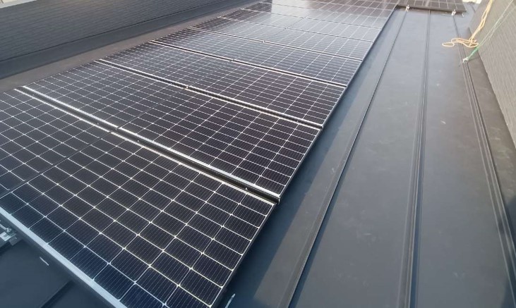 柏市 太陽光パネル増設工事|発電量アップ・電気代削減対策の施工写真