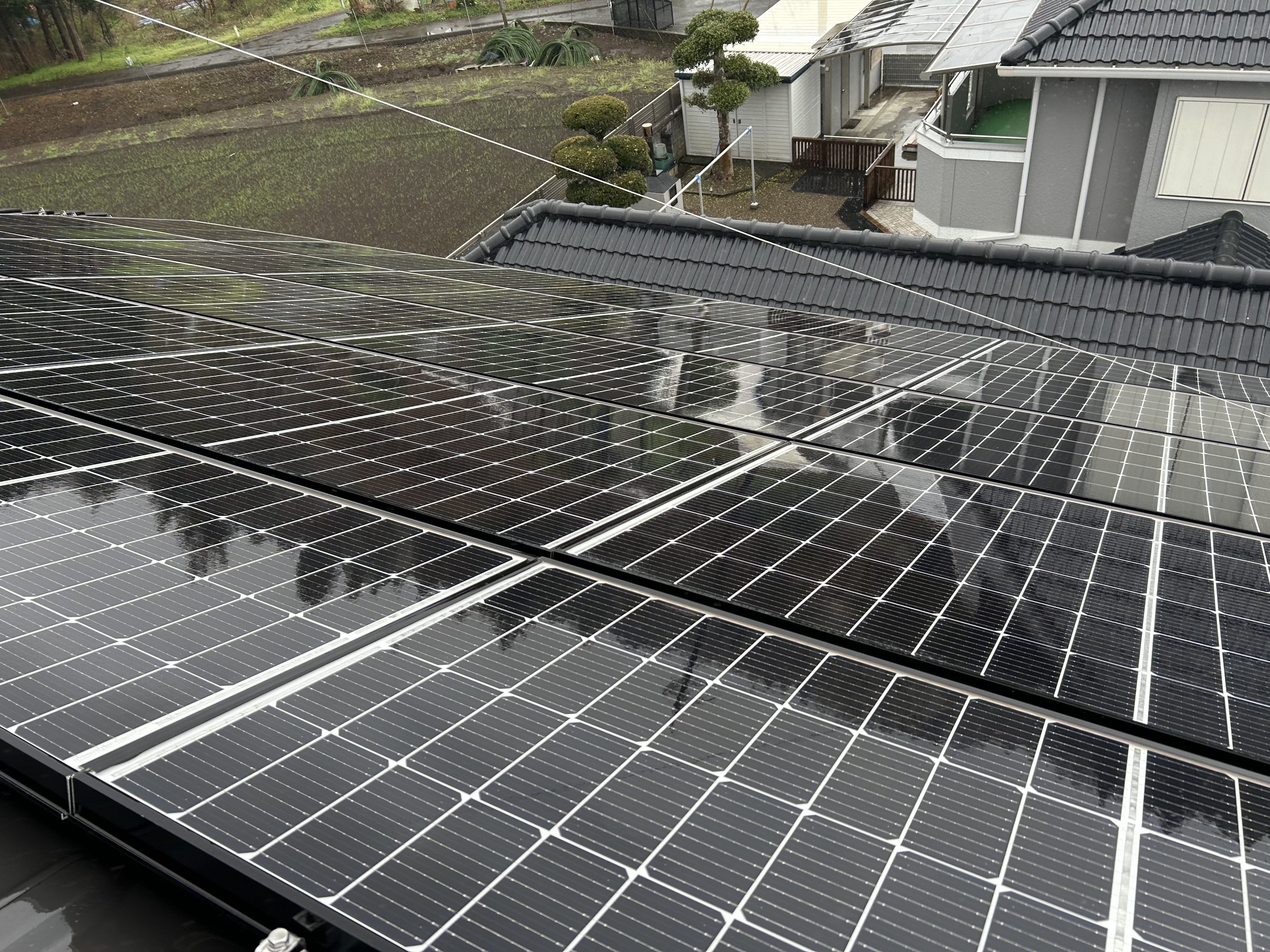 白井市 大型太陽光発電システム9.3kW設置工事|高出力・大容量発電プランの施工写真
