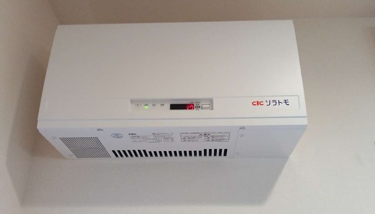 船橋市 パワーコンディショナー交換工事|太陽光発電の発電効率改善・故障対策の施工写真