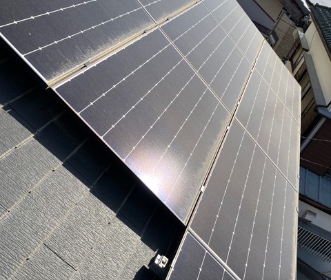 船橋市 太陽光発電5.5kW・蓄電池9.8kWh設置工事|電気代削減と停電対策を実現の施工写真
